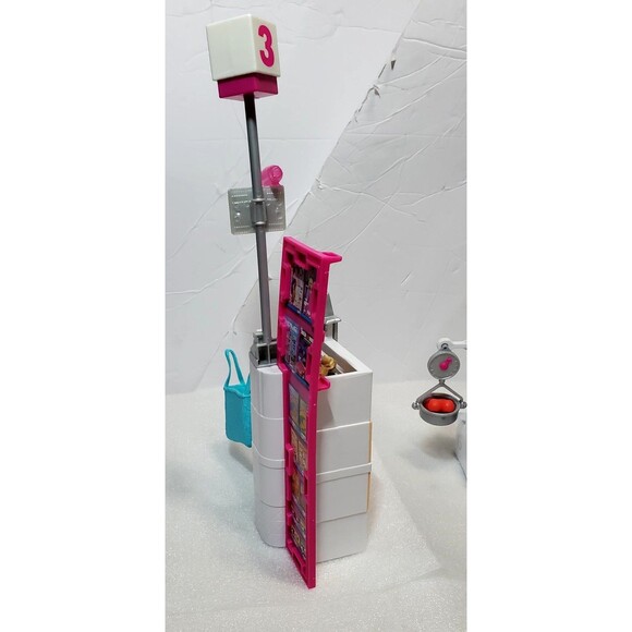 ​Barbie Supermarket Set w/ Doll, Working Features and 25 Pieces! Complete Set - Picture 14 of 16